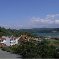 Family Hotel St. Konstantin Ардино пляж