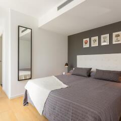 Отель 1 BR Rambla Suite & 2 Pools Rooftop Terrace Sea View - HOA 42152 Испания, Барселона - отзывы, цены и фото номеров - забронировать отель 1 BR Rambla Suite & 2 Pools Rooftop Terrace Sea View - HOA 42152 онлайн комната для гостей фото 4
