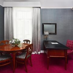 Отель Radisson Blu Royal Astorija Hotel Литва, Вильнюс - 3 отзыва об отеле, цены и фото номеров - забронировать отель Radisson Blu Royal Astorija Hotel онлайн в номере
