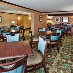 Отель Crowne Plaza Cleveland South-Independence питание