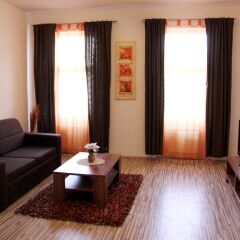 Апартаменты Checkvienna – Apartment Huetteldorfer Strasse Вена комната для гостей фото 3