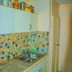 Апартаменты Sky Blue Beach Studio at Turtle Towers в номере