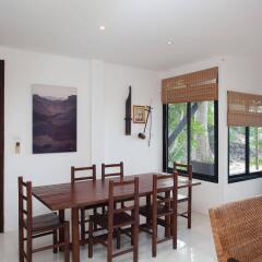 Отель Kamala Beach Estate в номере