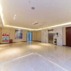 Отель City Comfort Inn парковка
