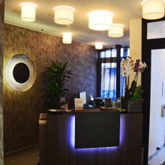 Отель Hôtel Helussi