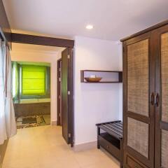 Отель Aonang All Seasons Beach Resort удобства в номере