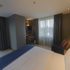 Отель Holiday Inn Express Istanbul Altunizade комната для гостей фото 2