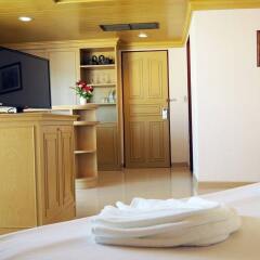 Отель City Beach Resort в номере