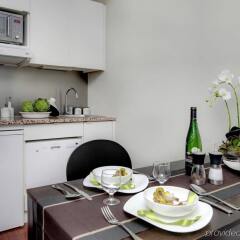 Отель Citadines Part-Dieu Lyon в номере