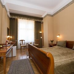 Отель Grand Hotel Aranybika Венгрия, Дебрецен - 8 отзывов об отеле, цены и фото номеров - забронировать отель Grand Hotel Aranybika онлайн комната для гостей фото 3
