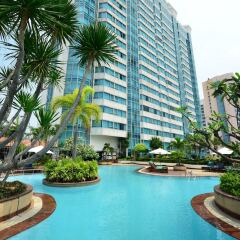 Отель Windsor Suites And Convention Бангкок бассейн