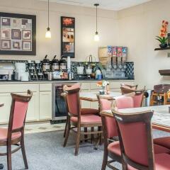 Clarion Hotel Buffalo Airport питание