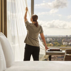 Отель Four Seasons Hotel Toronto Канада, Торонто - отзывы, цены и фото номеров - забронировать отель Four Seasons Hotel Toronto онлайн фитнесс-зал фото 2