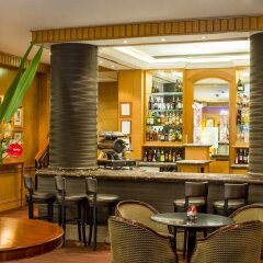Millennium Gloucester Hotel London гостиничный бар