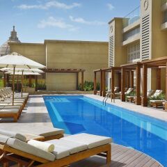 Отель Hilton Dubai Al Habtoor City бассейн фото 2