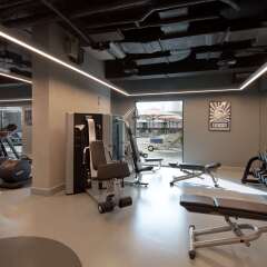 Отель Rove Healthcare City фитнесс-зал