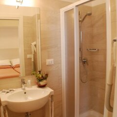 Hotel Nelson Римини ванная фото 2