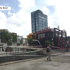 Отель Phung Hoang ParkView городской автобус