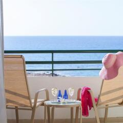 Отель Louis Imperial Beach балкон