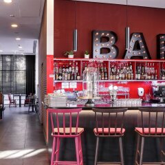 Отель Angelo By Vienna House Katowice Польша, Катовице - отзывы, цены и фото номеров - забронировать отель Angelo By Vienna House Katowice онлайн гостиничный бар