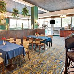 Отель Days Inn Arlington США, Арлингтон - отзывы, цены и фото номеров - забронировать отель Days Inn Arlington онлайн гостиничный бар