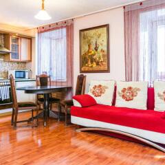 Апартаменты Comfortable and Modern Apartment в Казани отзывы, цены и фото номеров - забронировать гостиницу Comfortable and Modern Apartment онлайн Казань комната для гостей фото 5