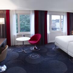 Отель Hilton Brussels Grand Place 4* Представительский номер с 2 отдельными кроватями