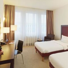 Отель AZIMUT Hotel Munich Германия, Мюнхен - 10 отзывов об отеле, цены и фото номеров - забронировать отель AZIMUT Hotel Munich онлайн удобства в номере фото 2