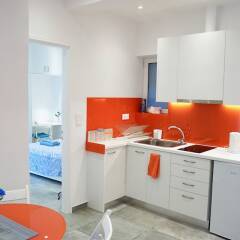 Lovely-Bright Apt - Hilton Hotel Area в номере фото 2