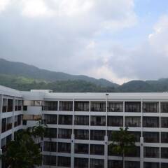Отель Deevana Plaza Phuket пляж