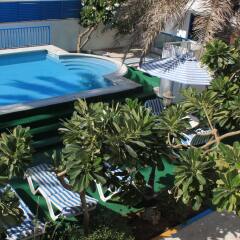 Отель Мини-Отель Al Corniche hotel Villa Alisa ОАЭ, Шарджа - отзывы, цены и фото номеров - забронировать отель Мини-Отель Al Corniche hotel Villa Alisa онлайн бассейн