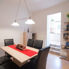 Отель 2 Bedroom Home close to Prague Castle Чехия, Прага - отзывы, цены и фото номеров - забронировать отель 2 Bedroom Home close to Prague Castle онлайн комната для гостей фото 5
