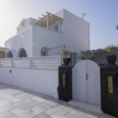 Отель Santorini Secret Suites & Spa парковка
