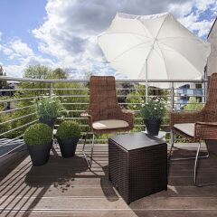 Отель Concept Living Munich Serviced Apartments Германия, Мюнхен - 1 отзыв об отеле, цены и фото номеров - забронировать отель Concept Living Munich Serviced Apartments онлайн балкон