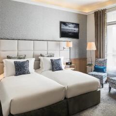Sofitel Paris Baltimore Tour Eiffel Hotel 5* Стандартный номер с разными типами кроватей фото 16