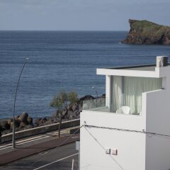 Отель Azores Villas Sun Villa Португалия, Понта-Делгада - отзывы, цены и фото номеров - забронировать отель Azores Villas Sun Villa онлайн пляж фото 2