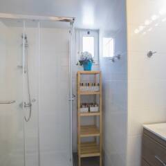 Отель Protaras Ayios Elias Alice Suite ванная