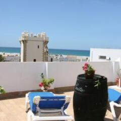 Отель Hostal Torre de Guzman Испания, Кониль-де-ла-Фронтера - отзывы, цены и фото номеров - забронировать отель Hostal Torre de Guzman онлайн пляж фото 2