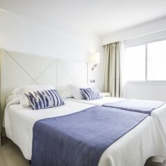 Отель Blau Punta Reina Resort комната для гостей фото 5