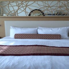 Отель Marriott Executive Apts Al Jaddaf Дубай сейф в номере