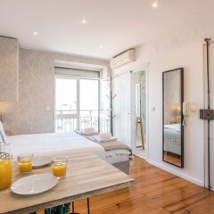 Апартаменты Alfama Studio by be@home в номере
