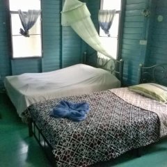 New Phiman Riverview Guesthouse - Hostel in Bangkok, Thailand from 35$, photos, reviews - zenhotels.com guestroom