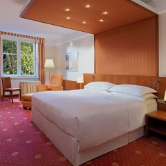 Отель Sheraton Grand Salzburg Зальцбург комната для гостей фото 2