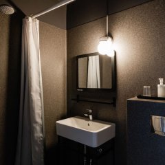 Отель Leifur Eiriksson Исландия, Рейкьявик - отзывы, цены и фото номеров - забронировать отель Leifur Eiriksson онлайн ванная