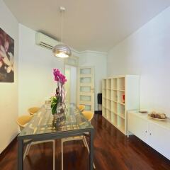 Отель Barcelonaforrent The Gaudi Suites Барселона в номере фото 2