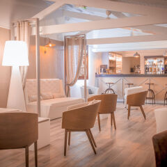 Отель Le Relais du Moulin, Hôtel de Charme & Spa гостиничный бар