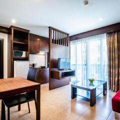 Ratana Apart Hotel at Chalong комната для гостей