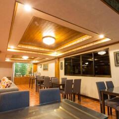 Surin Sunset Hotel гостиничный бар