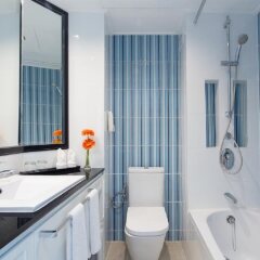 Отель The Bayview Hotel Pattaya Таиланд, Паттайя - 2 отзыва об отеле, цены и фото номеров - забронировать отель The Bayview Hotel Pattaya онлайн ванная