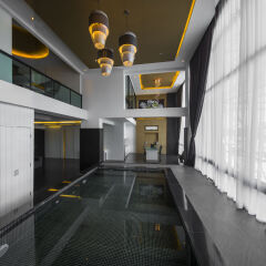 Отель Hamilton Grand Residence сауна